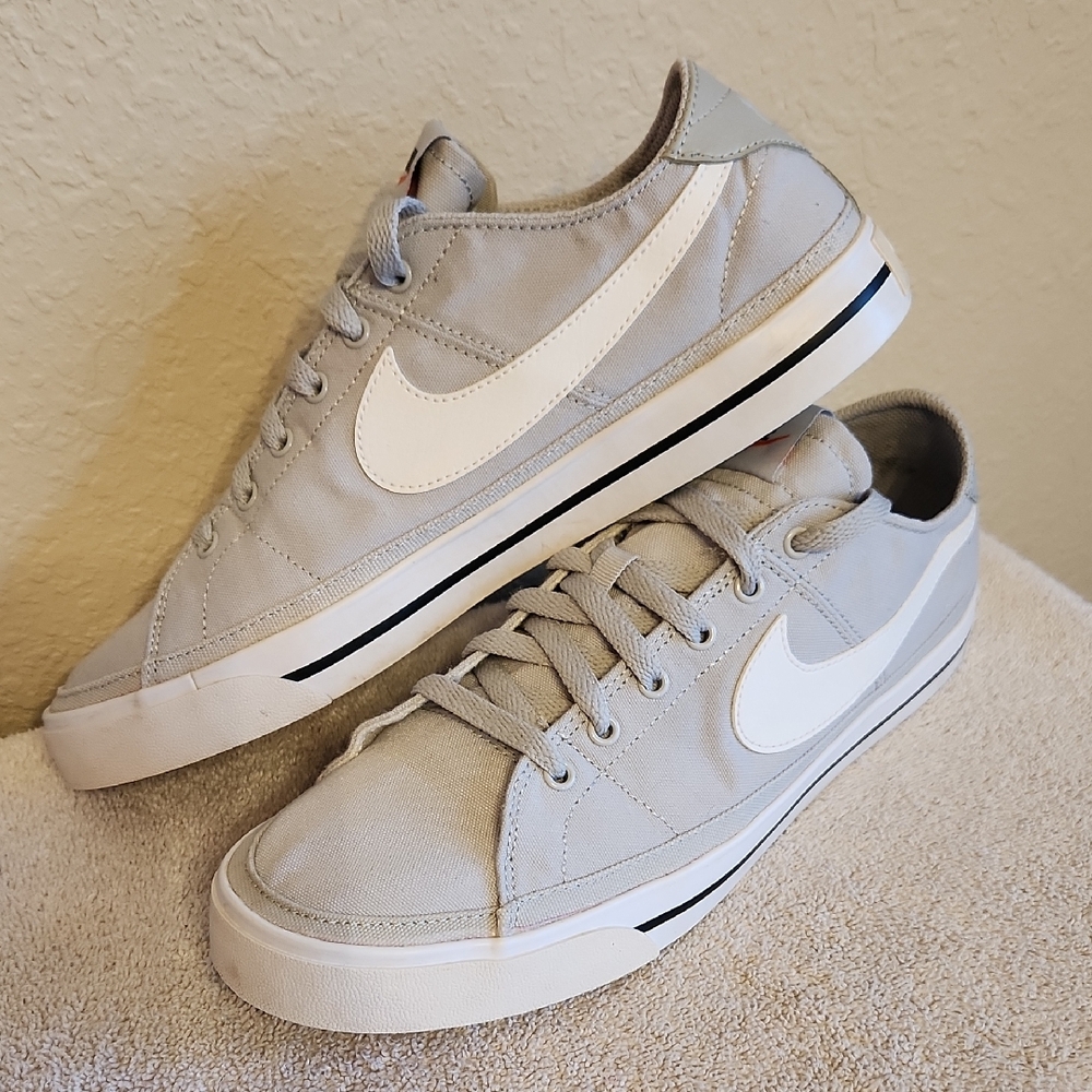 Nike Gray and White Men's Sneakers